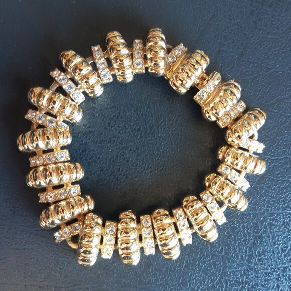 Signed JBK Gold Tone Clear Swarovski Crystal Linked Vintage Bracelet - Picture 4 of 10